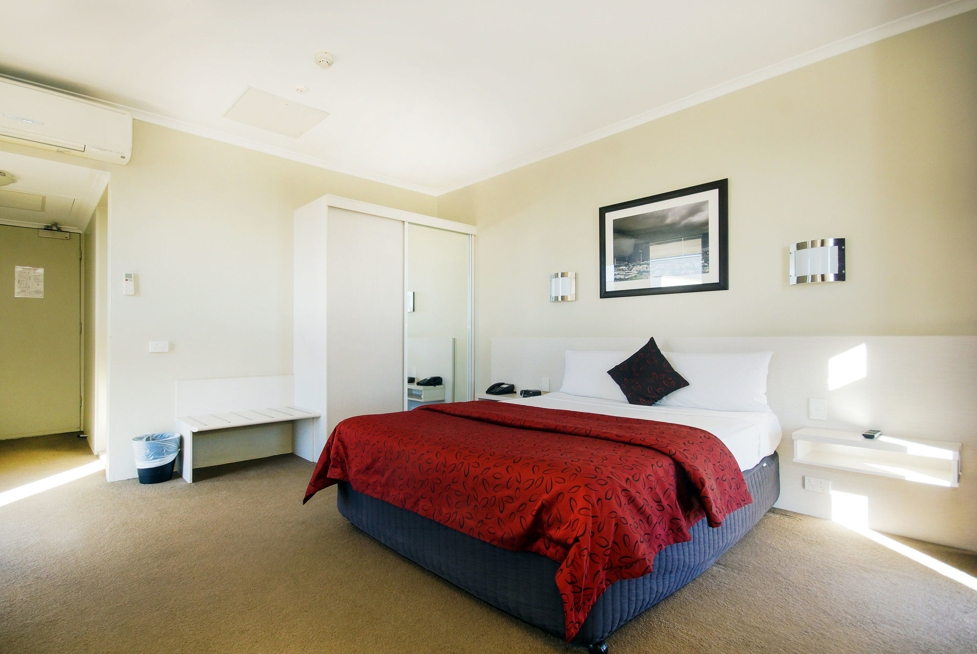 Icon On Isa Motel Mount Isa Exterior photo