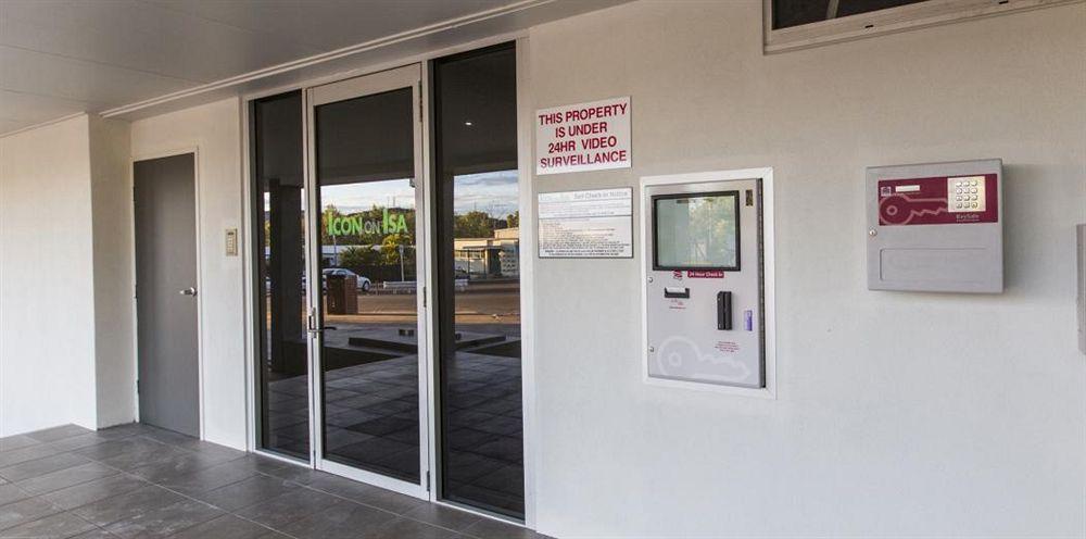 Icon On Isa Motel Mount Isa Exterior photo