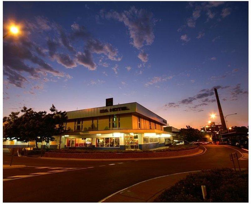 Icon On Isa Motel Mount Isa Exterior photo